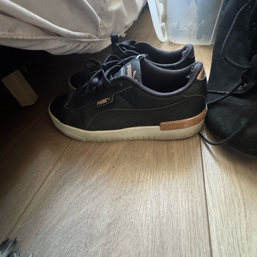 Puma leather Shoes